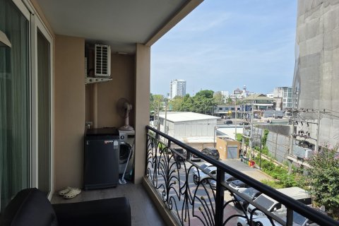 Condominio de 2 dormitorios en Pattaya, Tailandia № 169571 - foto 14
