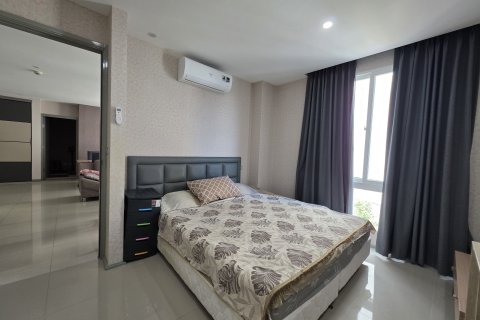 Condominio de 2 dormitorios en Pattaya, Tailandia № 169571 - foto 12