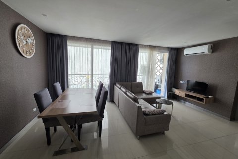 Condominio de 2 dormitorios en Pattaya, Tailandia № 169571 - foto 2