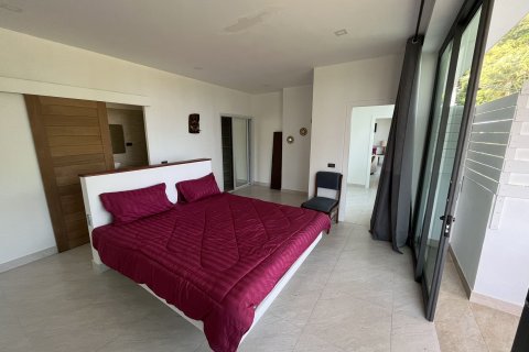 Chalet de 3 dormitorios en Ko Samui, Tailandia № 180224 - foto 8