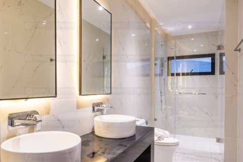 Chalet de 3 dormitorios en Chaweng Beach, Ko Samui, Tailandia № 180226 - foto 11