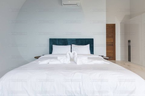 Chalet de 3 dormitorios en Chaweng Beach, Ko Samui, Tailandia № 180226 - foto 8