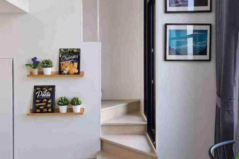 Condominio de 1 dormitorio en Thonburi, Bangkok, Tailandia № 183637 - foto 8