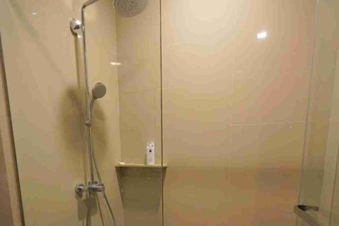 Condominio de 1 dormitorio en Bangkok, Tailandia № 183639 - foto 8