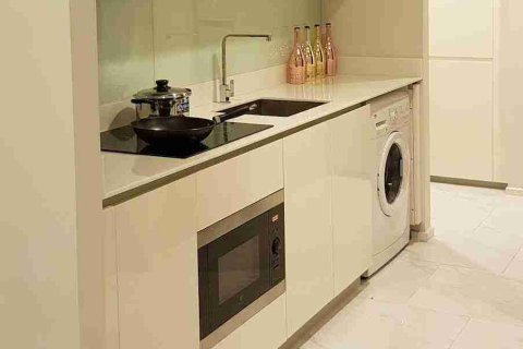 Condominio de 2 dormitorios en Bangkok, Tailandia № 183636 - foto 7