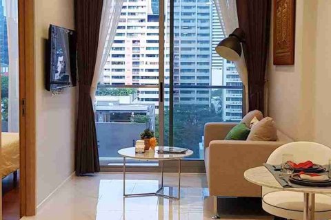 Condo in Bangkok, Thailand, 2 bedrooms  № 183636