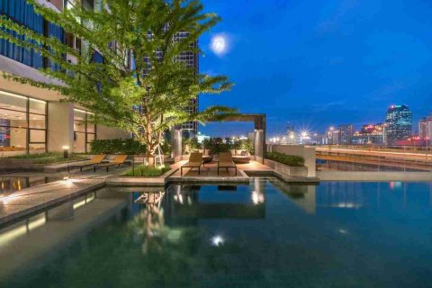 Eigentumswohnung in Bangkok, Thailand, 1 Schlafzimmer  № 183635 - Foto 2