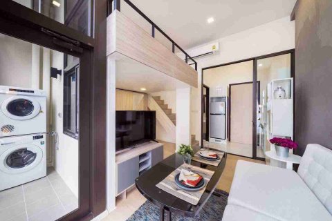 Eigentumswohnung in Bangkok, Thailand, 1 Schlafzimmer  № 183635 - Foto 5
