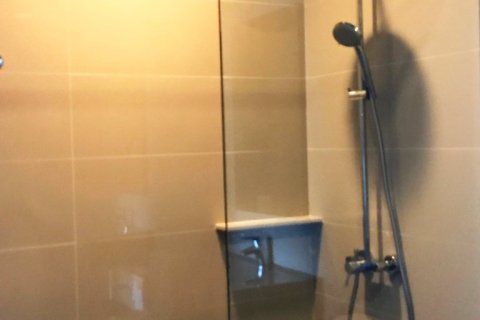 Condo in Bangkok, Thailand, 2 bedrooms  № 66585 - photo 12