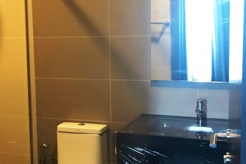 Condo in Bangkok, Thailand, 2 bedrooms  № 66585 - photo 14