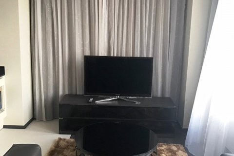 Condo in Bangkok, Thailand, 2 bedrooms  № 66585 - photo 3