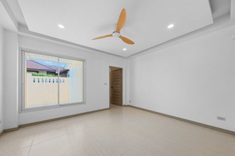 Chalet de 3 dormitorios en Ko Samui, Tailandia № 172492 - foto 9