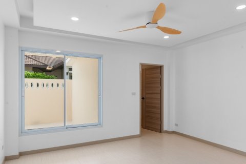 Chalet de 3 dormitorios en Ko Samui, Tailandia № 172492 - foto 7