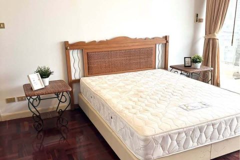 Condo in Watthana, Bangkok, Thailand, 3 bedrooms № 158649 - photo 4