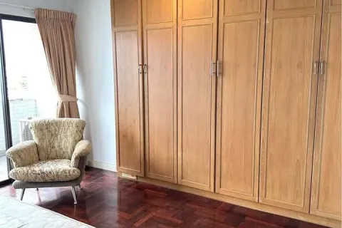 Condo in Watthana, Bangkok, Thailand, 3 bedrooms № 158649 - photo 6