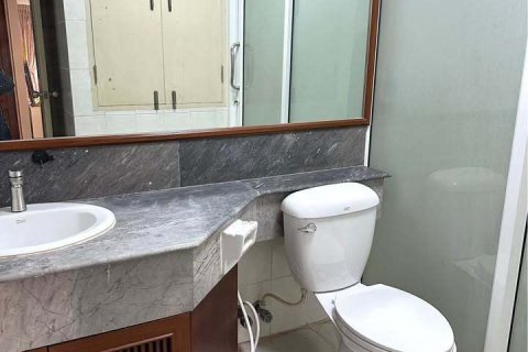 Condo in Watthana, Bangkok, Thailand, 3 bedrooms № 158649 - photo 5