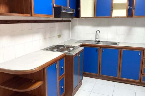 Condo in Watthana, Bangkok, Thailand, 3 bedrooms № 158649 - photo 7