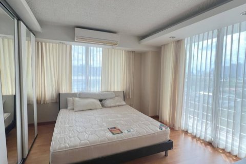 Condo à Khlong Toei, Bangkok, Thaïlande, 2 chambres  № 141244 - photo 16
