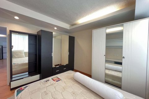 Condo à Khlong Toei, Bangkok, Thaïlande, 2 chambres  № 141244 - photo 7
