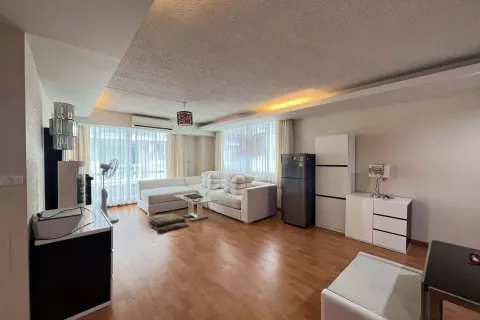 Condo à Khlong Toei, Bangkok, Thaïlande, 2 chambres  № 141244 - photo 3