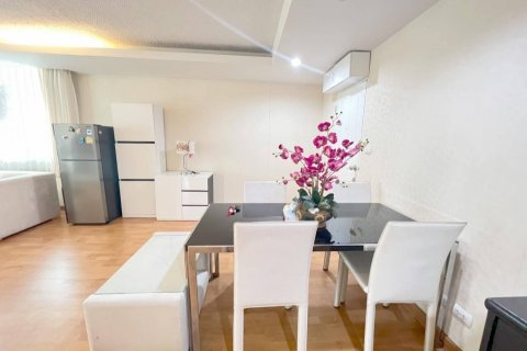 Condo à Khlong Toei, Bangkok, Thaïlande, 2 chambres  № 141244 - photo 6