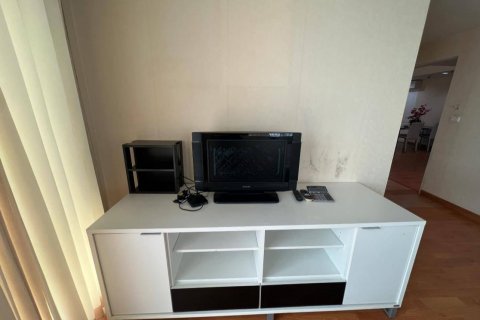 Condo à Khlong Toei, Bangkok, Thaïlande, 2 chambres  № 141244 - photo 10