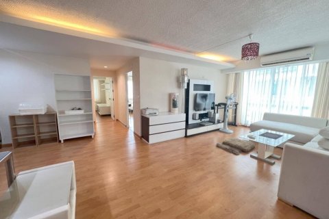 Condo à Khlong Toei, Bangkok, Thaïlande, 2 chambres  № 141244 - photo 4