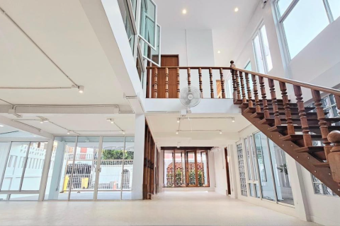 Casa de 3 dormitorios en Bangkok, Tailandia № 157762 - foto 9
