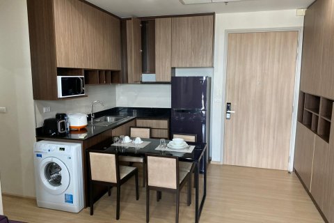 Condominio de 2 dormitorios en Bangkok, Tailandia № 157759 - foto 6
