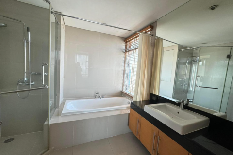 Condominio de 3 dormitorios en Bangkok, Tailandia № 157763 - foto 17