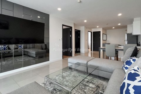 Condominio de 2 dormitorios en Bang Lamung, Tailandia № 153789 - foto 4