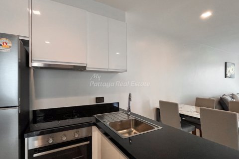 Condominio de 2 dormitorios en Bang Lamung, Tailandia № 153789 - foto 7