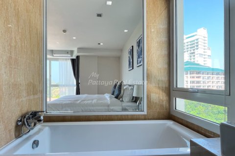 Condominio de 2 dormitorios en Bang Lamung, Tailandia № 153789 - foto 19