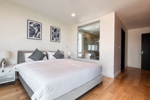 Condominio de 2 dormitorios en Bang Lamung, Tailandia № 153789 - foto 10