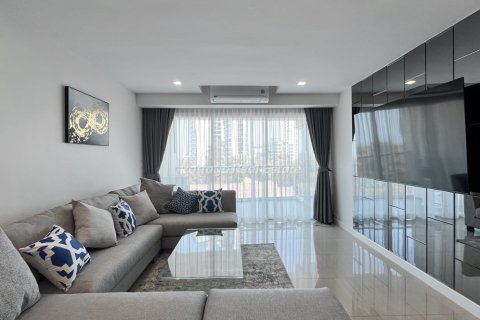 Condominio de 2 dormitorios en Bang Lamung, Tailandia № 153789