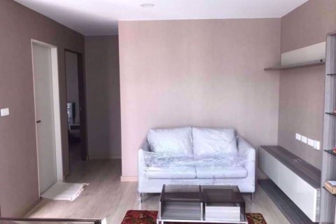 Condominio de 2 dormitorios en Bang Kho Laem, Bangkok, Tailandia № 67802