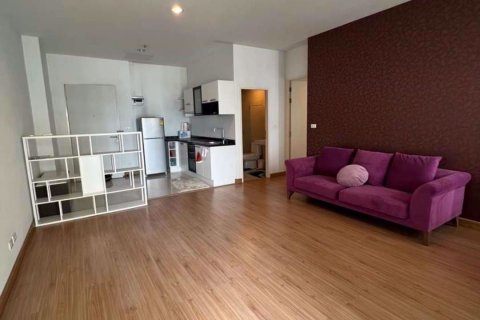 Condo à Bang Kapi, Bangkok, Thaïlande, 2 chambres  № 67800