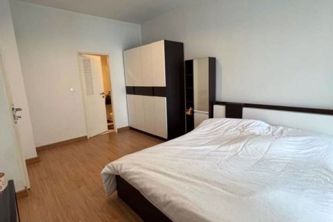 Condominio de 2 dormitorios en Bang Kapi, Bangkok, Tailandia № 67800 - foto 4