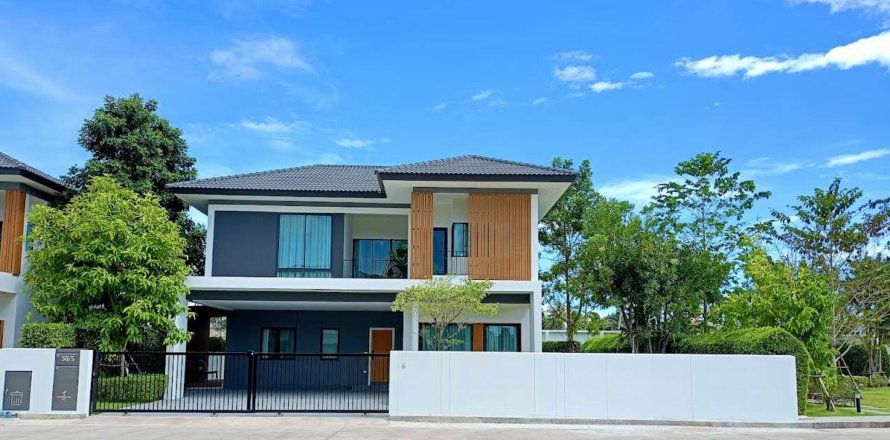 Chalet de 4 dormitorios en Pattaya, Tailandia № 203472