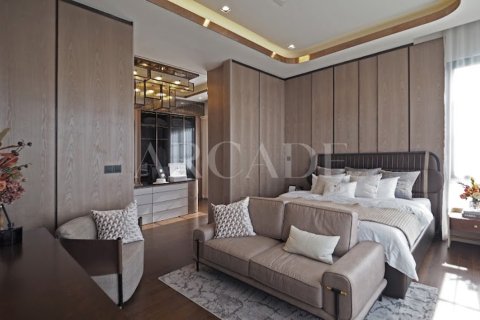 Chalet de 4 dormitorios en Pattaya, Tailandia № 203476 - foto 6