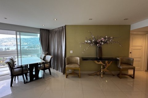 Condo in Kathu, Thailand, 2 bedrooms № 171642 - photo 3