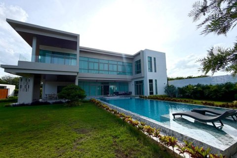 Chalet de 4 dormitorios en Hua Hin, Tailandia № 222536