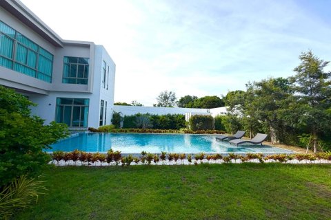 Villa in Hua Hin, Thailand 4 Schlafzimmer № 222536 - Foto 22