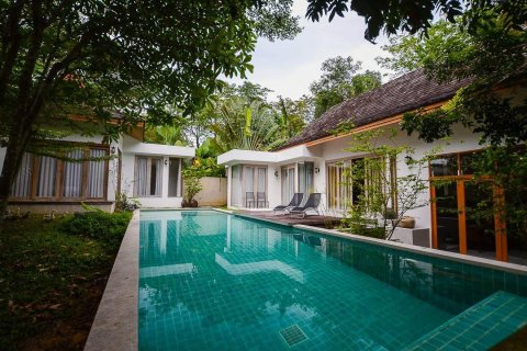 Chalet de 3 dormitorios en Chalong, Tailandia № 179877 - foto 2