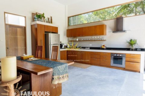 Chalet de 3 dormitorios en Chalong, Tailandia № 179877 - foto 11