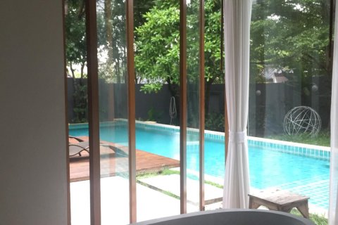 Chalet de 3 dormitorios en Chalong, Tailandia № 179877 - foto 8