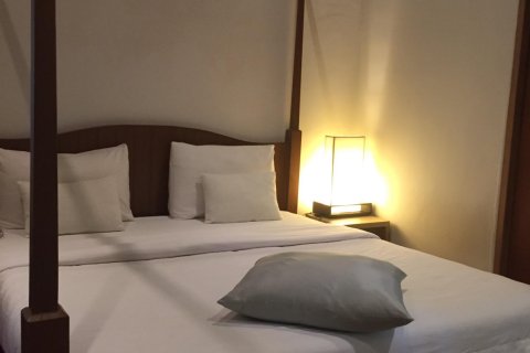 Chalet de 3 dormitorios en Chalong, Tailandia № 179877 - foto 6