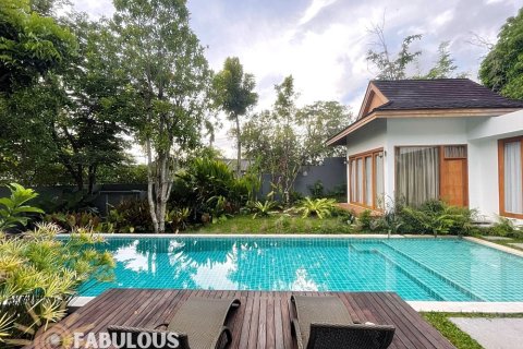 Chalet de 3 dormitorios en Chalong, Tailandia № 179877 - foto 7