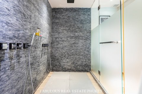 Chalet de 5 dormitorios en Bang Tao, Tailandia № 179881 - foto 16