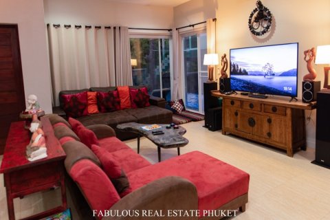 Chalet de 8 dormitorios en Rawai, Tailandia № 179879 - foto 3